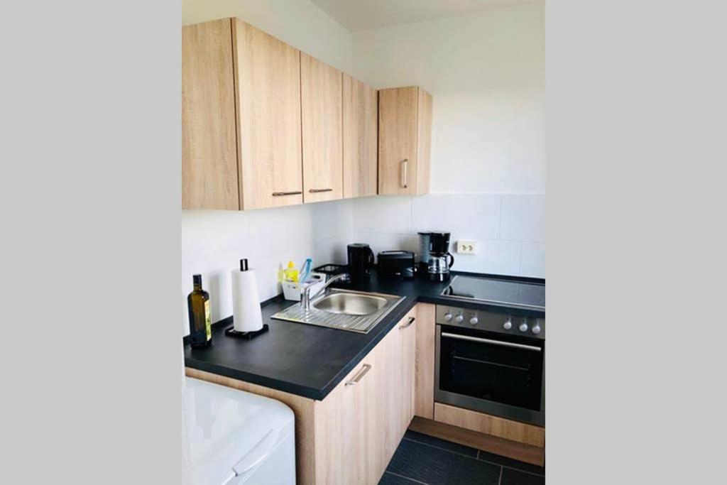 Sauber Und Modern, Netflix, Wifi, Leipzig Flair, Kueche Apartment Luaran gambar